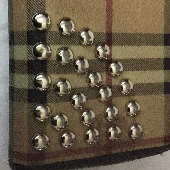 Burberry Studded Haymarket Zip Around Wallet - Picture 11 of 11